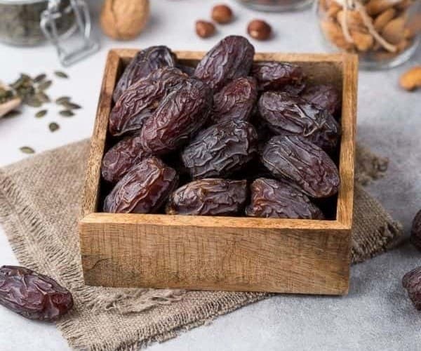 تصویر 3 از خرما مضافتی سلوا اصل با ارسال سریع و ضمانت کیفیت